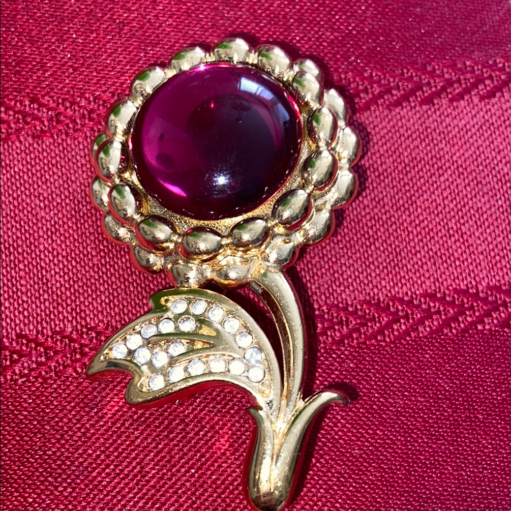 Vintage Monet 80s Glass Cabochon & Rhinestones Flower Broach